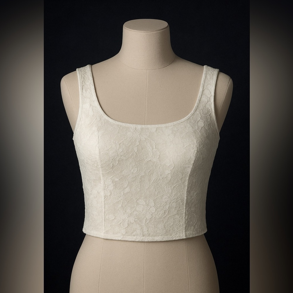 Arula Women’s 1X Gardenia Lace Crop Faux Corset Top Cream Cottagecore Whimsy